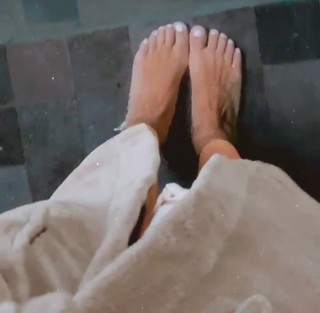 Giovanna Lancellotti feet photo thumbnail