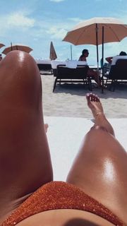 Karrueche Tran feet photo thumbnail