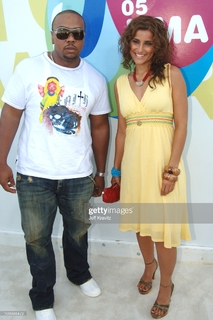Nelly Furtado feet photo thumbnail