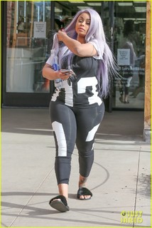 Blac Chyna feet photo thumbnail