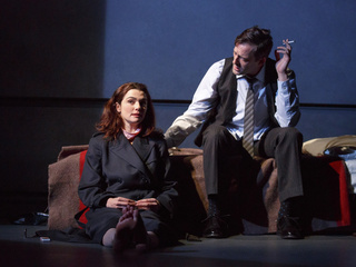 Rachel Weisz feet photo thumbnail