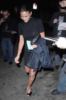Emmanuelle Chriqui feet photo thumbnail