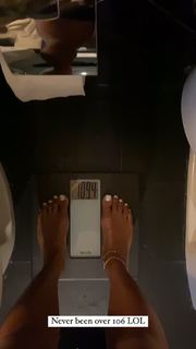Karrueche Tran feet photo thumbnail
