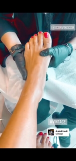 Veronica Maya feet photo thumbnail