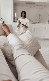 Klaudia Halejcio feet photo thumbnail