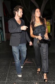 Emmanuelle Chriqui feet photo thumbnail
