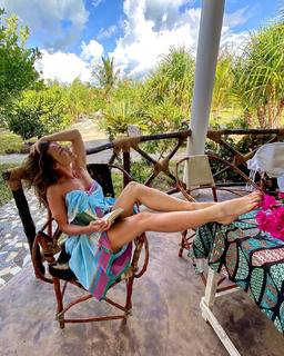 Edyta Herbus feet photo thumbnail