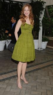 Nicole Kidman feet photo thumbnail