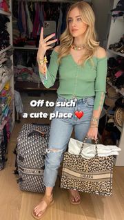 Chiara Ferragni feet photo thumbnail