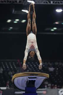 Simone Biles feet photo thumbnail