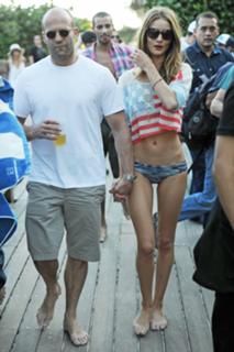 Rosie Huntington-Whiteley feet photo thumbnail