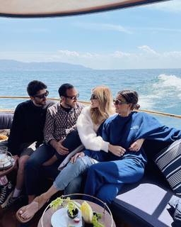 Chiara Ferragni feet photo thumbnail