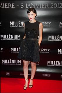 Rooney Mara feet photo thumbnail