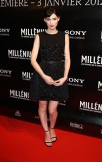 Rooney Mara feet photo thumbnail