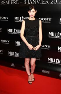 Rooney Mara feet photo thumbnail