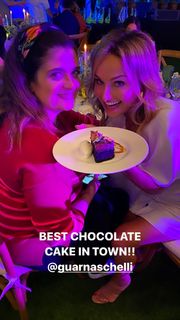 Giada De Laurentiis feet photo thumbnail