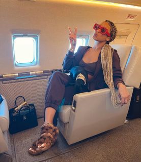 Jilly Anais feet photo thumbnail
