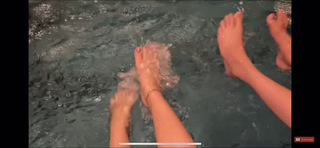 Jannat Zubair Rahmani feet photo thumbnail