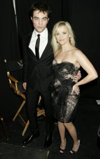 Reese Witherspoon feet photo thumbnail