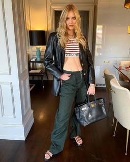 Chiara Ferragni feet photo thumbnail