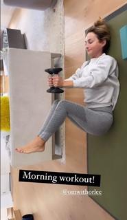 Giada De Laurentiis feet photo thumbnail