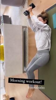 Giada De Laurentiis feet photo thumbnail