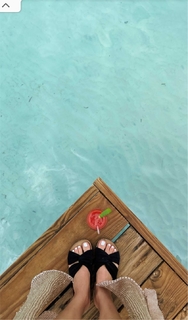 Xenia Tchoumitcheva feet photo thumbnail