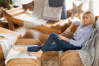 Julieta Prandi feet photo thumbnail