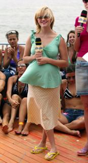Reese Witherspoon feet photo thumbnail
