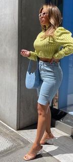 Adrienne Houghton feet photo thumbnail