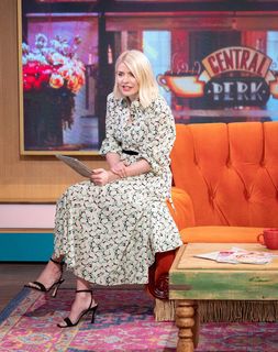 Holly Willoughby feet photo thumbnail