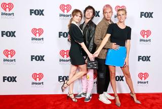 Debby Ryan feet photo thumbnail