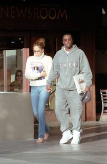 Jennifer Lopez feet photo thumbnail