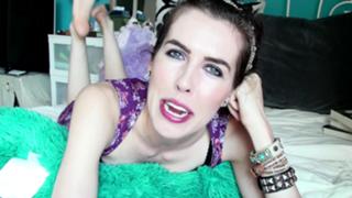 Brittani Taylor feet photo thumbnail