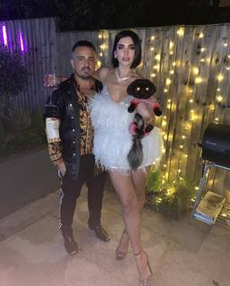 Dua Lipa feet photo thumbnail