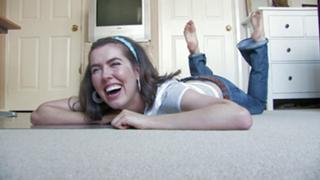 Brittani Taylor feet photo thumbnail
