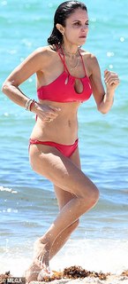 Bethenny Frankel feet photo thumbnail