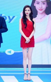 Angelababy feet photo thumbnail