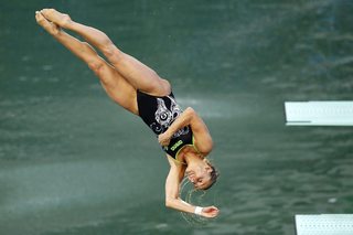 Tania Cagnotto feet photo thumbnail