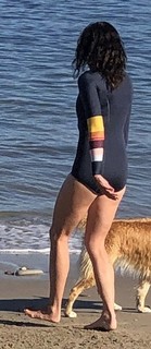 Minnie Driver feet photo thumbnail
