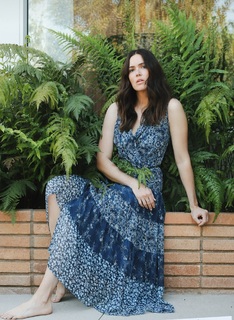 Mandy Moore feet photo thumbnail
