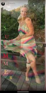 Juliette Lewis feet photo thumbnail