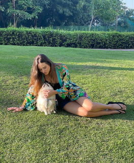 Juliana Paiva feet photo thumbnail