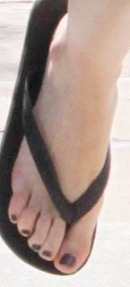 Sophia Bush feet photo thumbnail