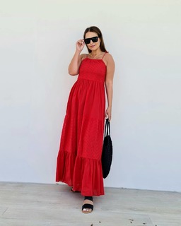 Paula Echevarría feet photo thumbnail