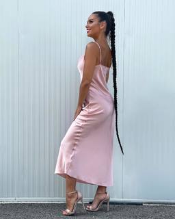Cristina Pedroche feet photo thumbnail