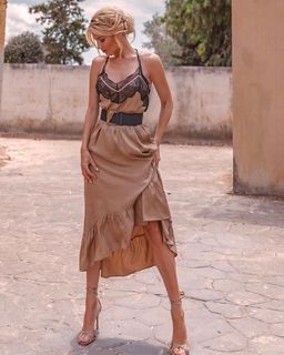 Fei Skorda feet photo thumbnail