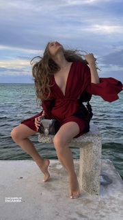 Xenia Tchoumitcheva feet photo thumbnail
