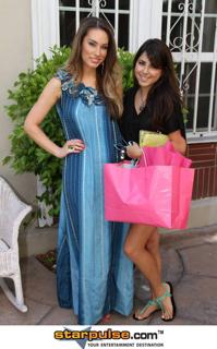 Daniella Monet feet photo thumbnail