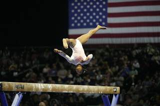 Simone Biles feet photo thumbnail